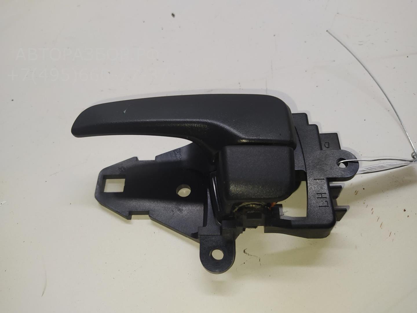 Ручка двери задней внутренняя левая