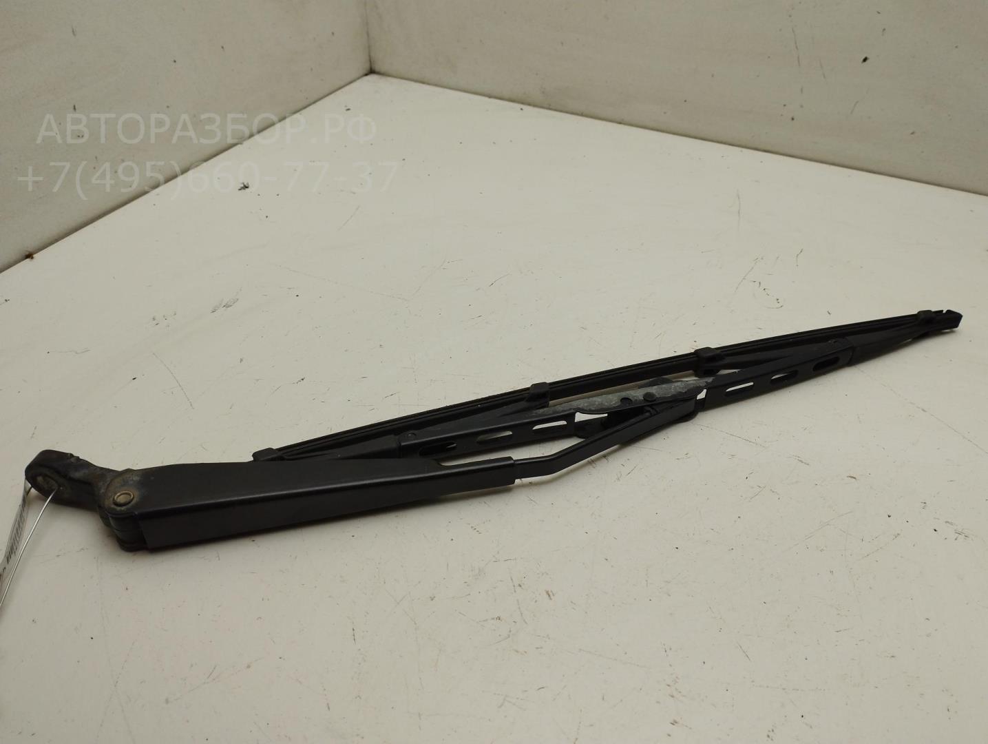 Поводок стеклоочистителя заднего