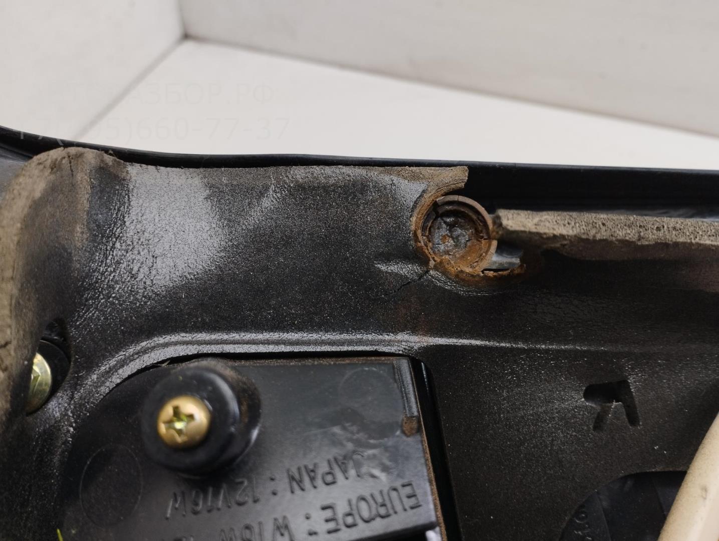 Фонарь задний внутренний левый