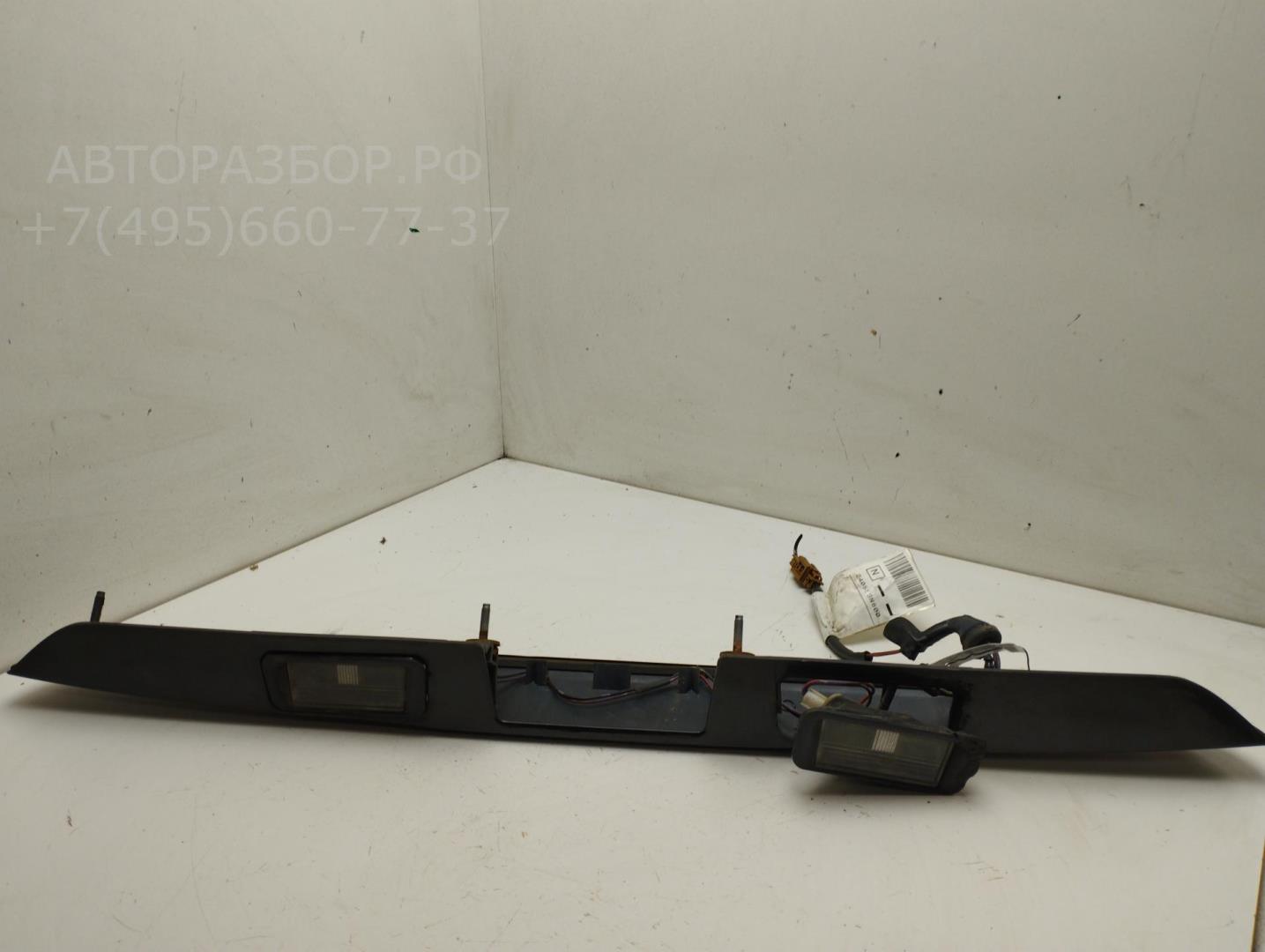 Накладка крышки багажника