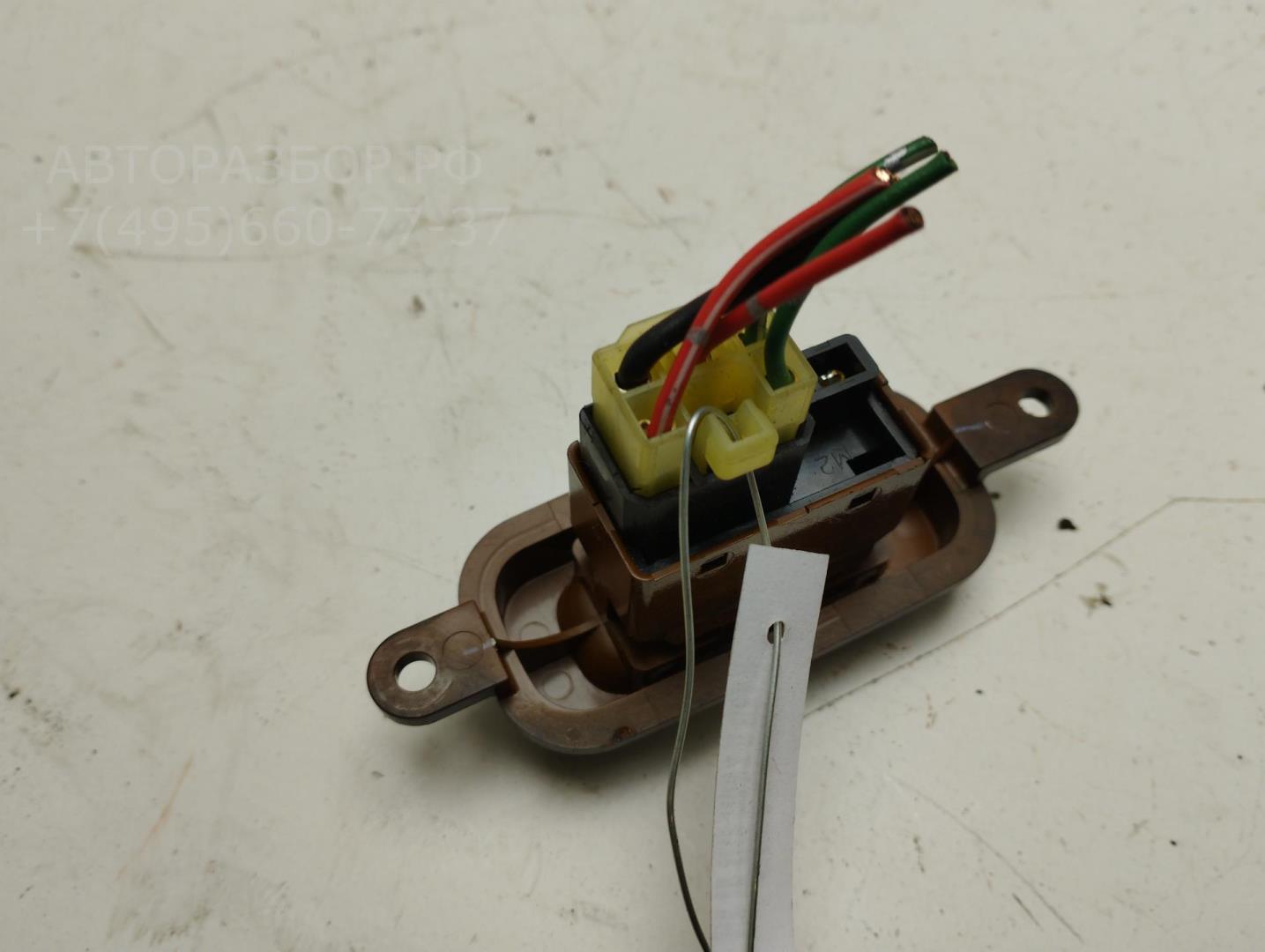 Кнопка стеклоподъемника