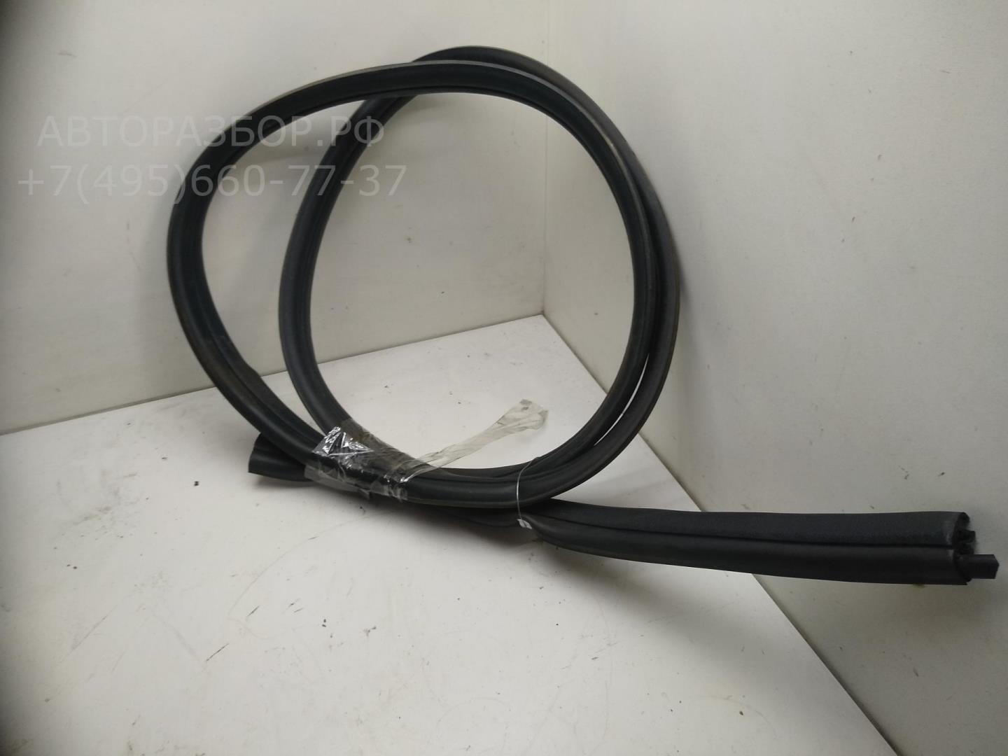 Уплотнитель багажника