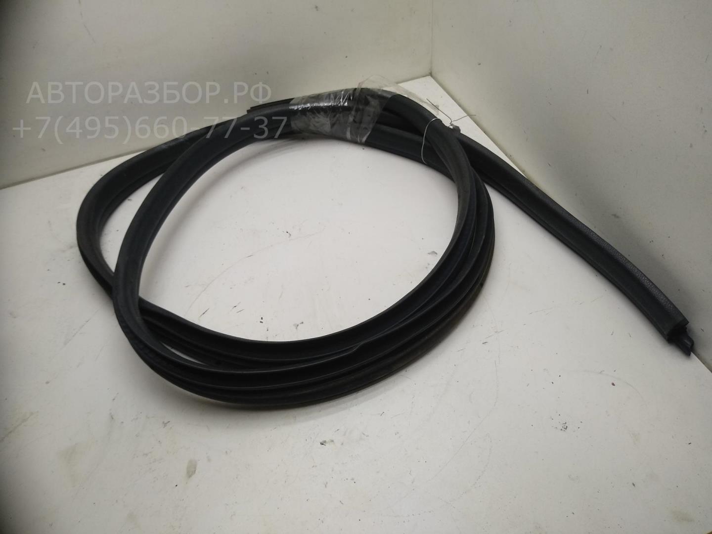 Уплотнитель багажника