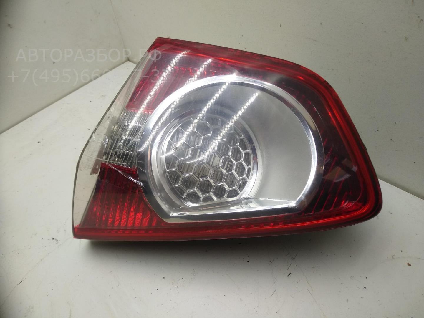 Фонарь задний внутренний правый