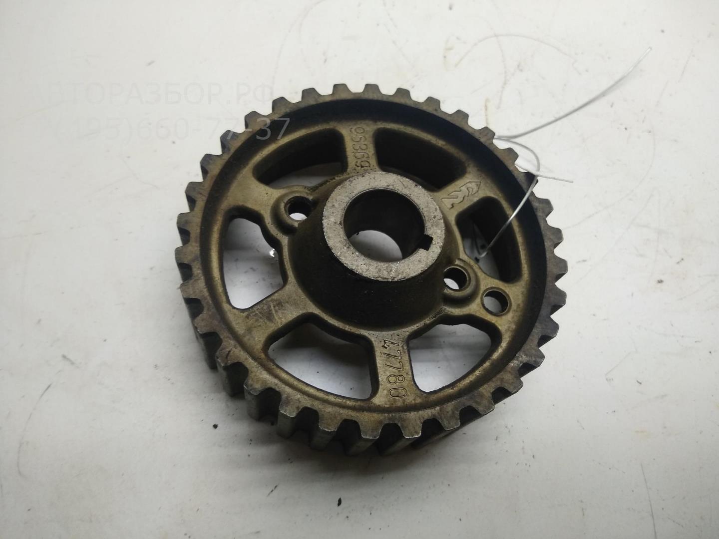 Шкив водяного насоса (помпы)