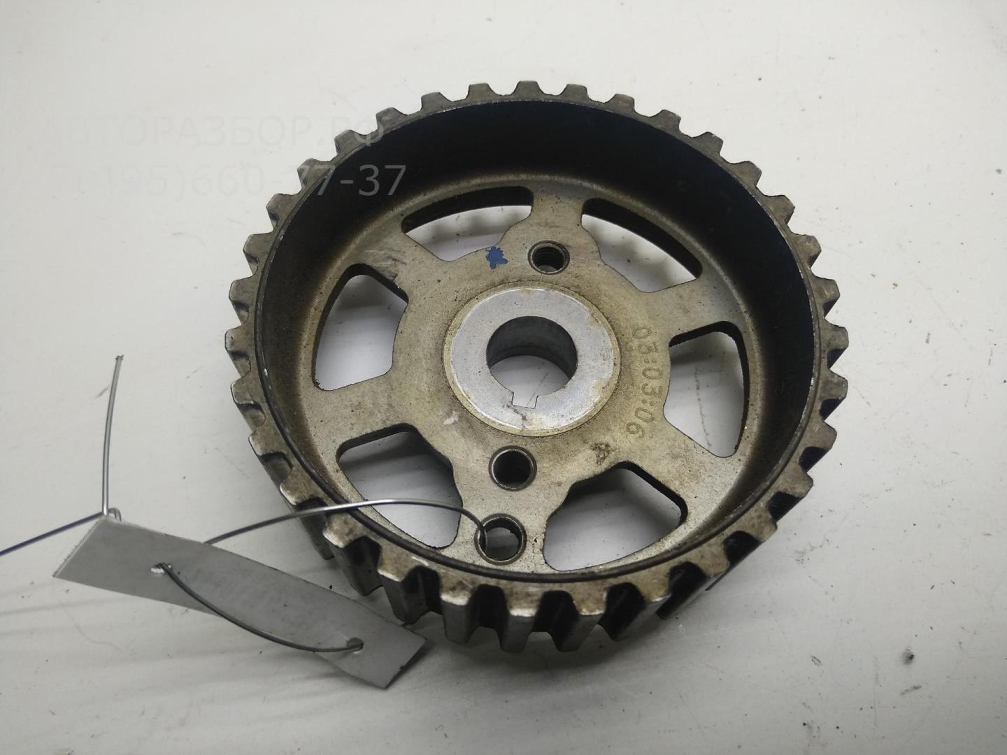 Шкив водяного насоса (помпы)