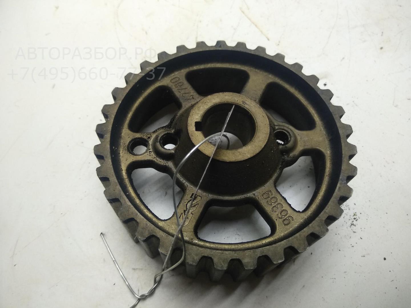 Шкив водяного насоса (помпы)