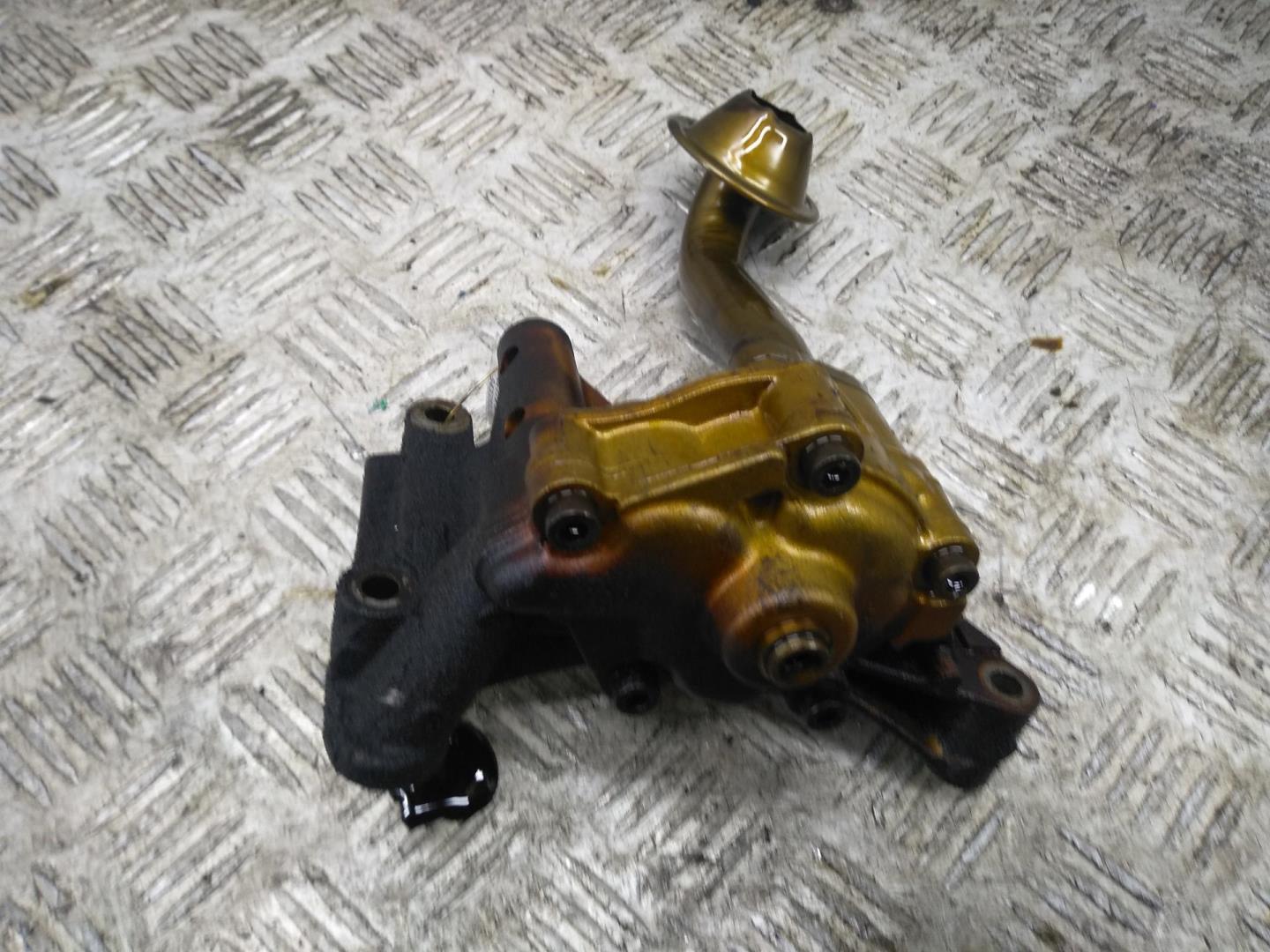 Насос масляный