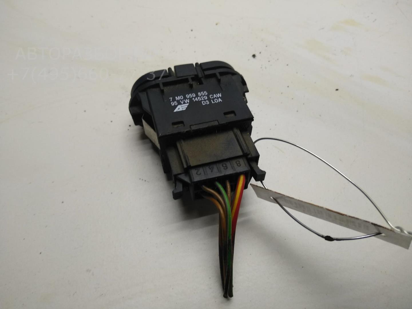 Кнопка стеклоподъемника