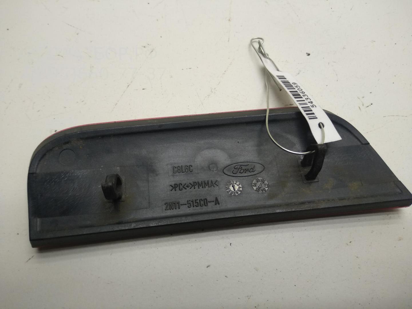 Отражатель в бампер задний левый