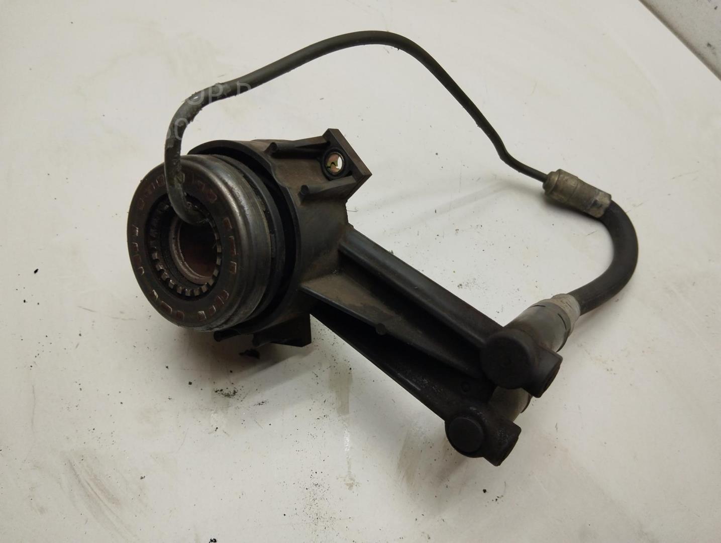 Цилиндр сцепления рабочий