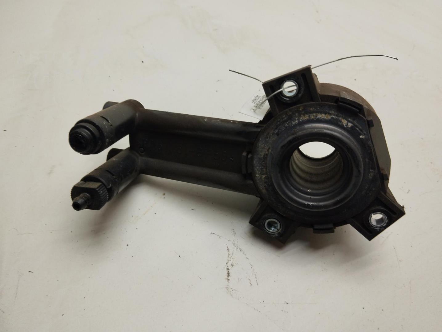 Цилиндр сцепления рабочий