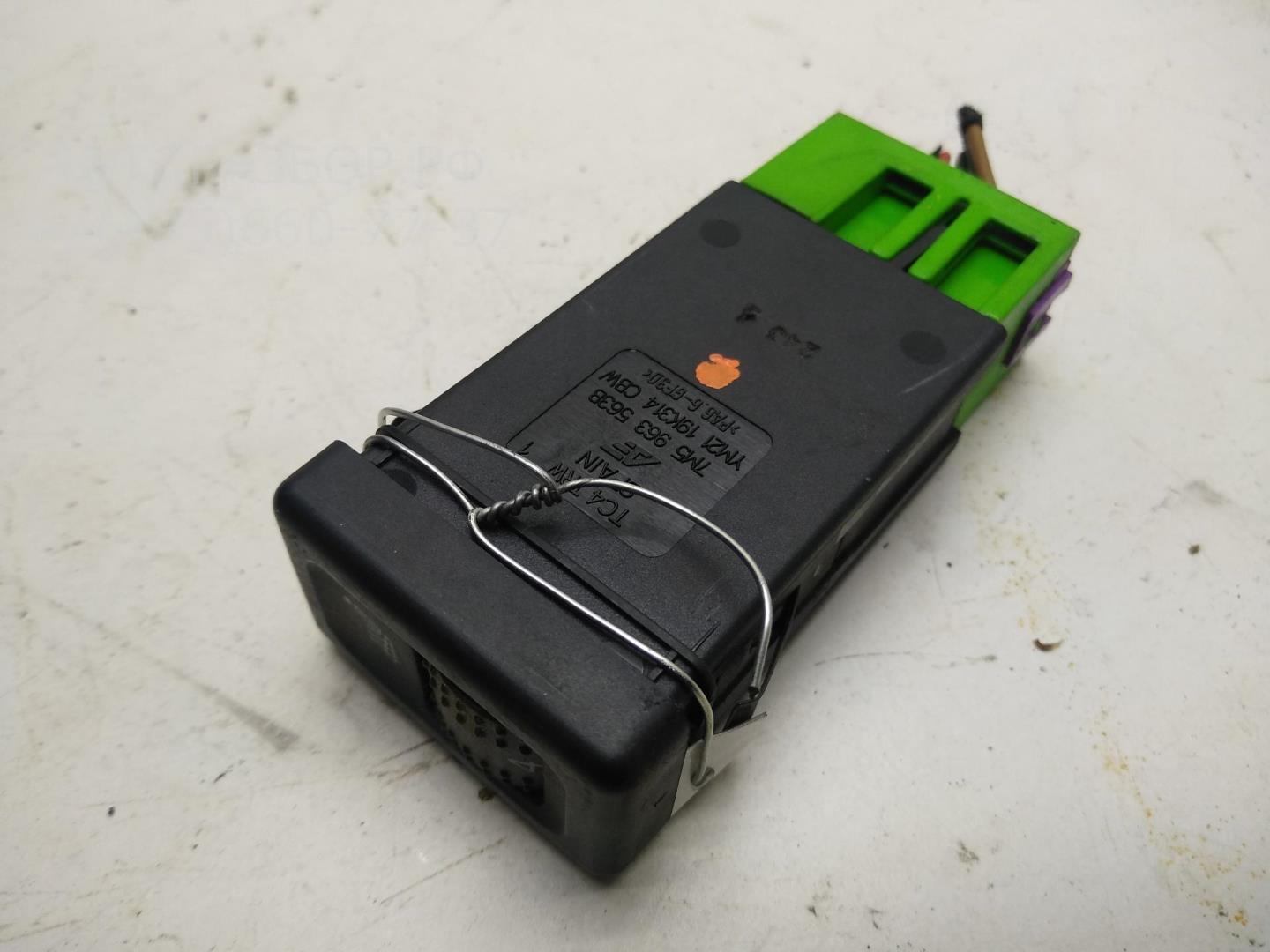 Кнопка обогрева сидений