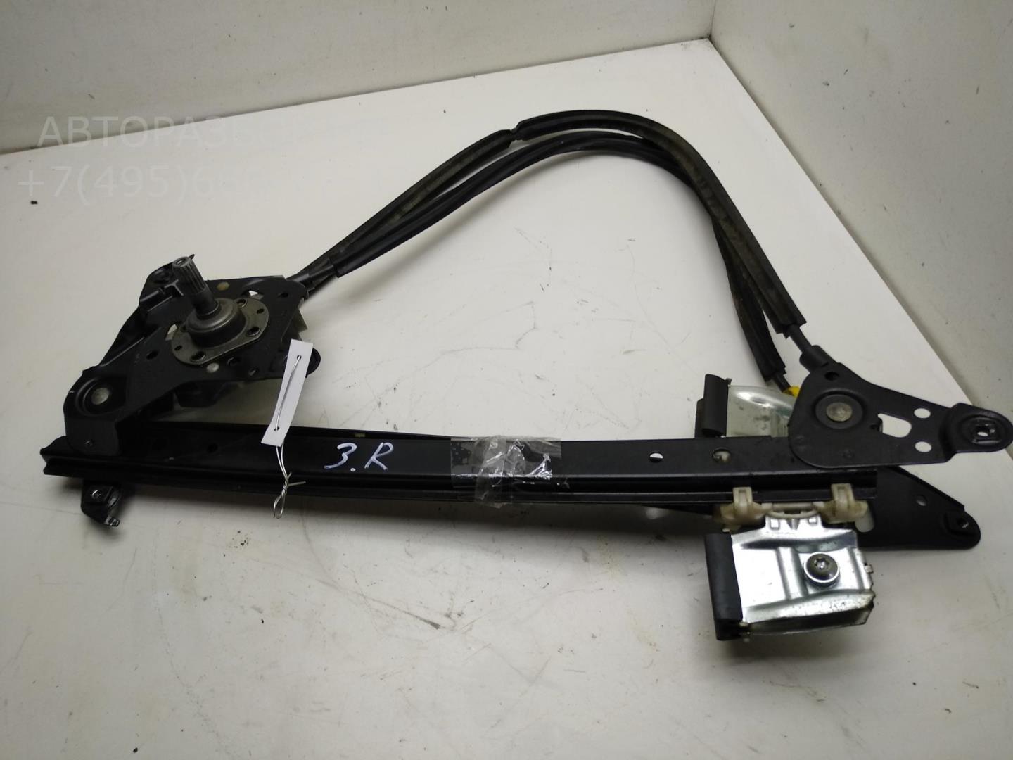 Стеклоподъемник механ. задний правый