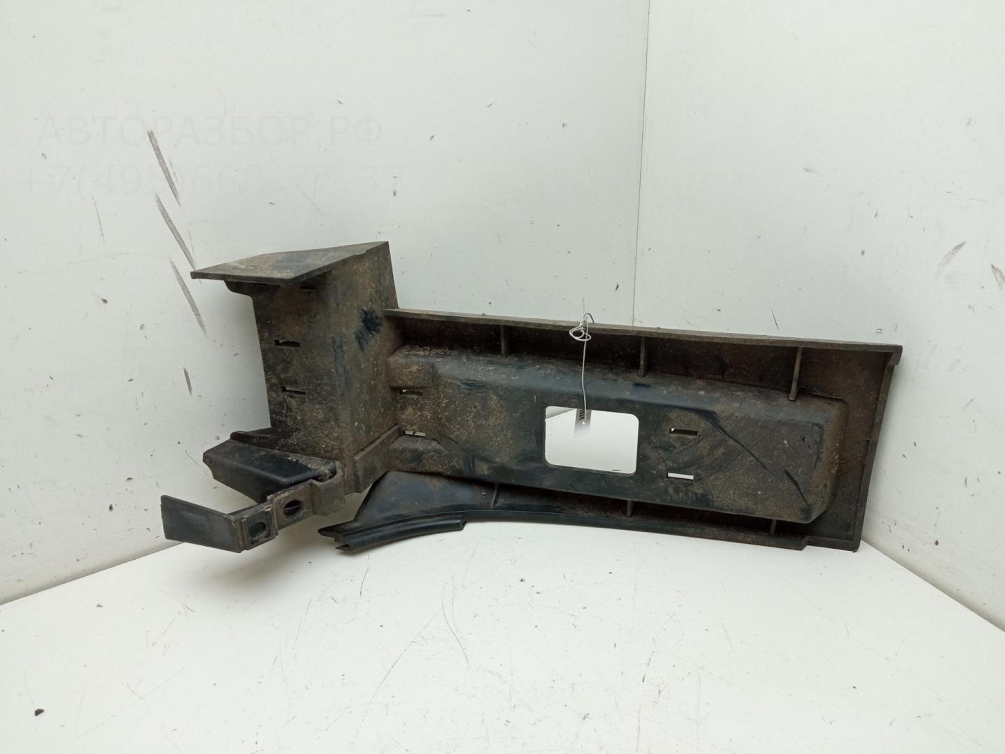 Кронштейн переднего бампера левый