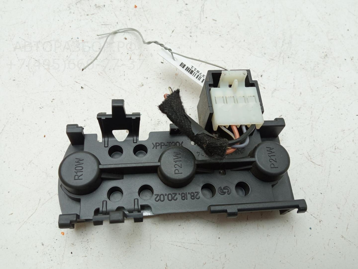Плата заднего фонаря правого