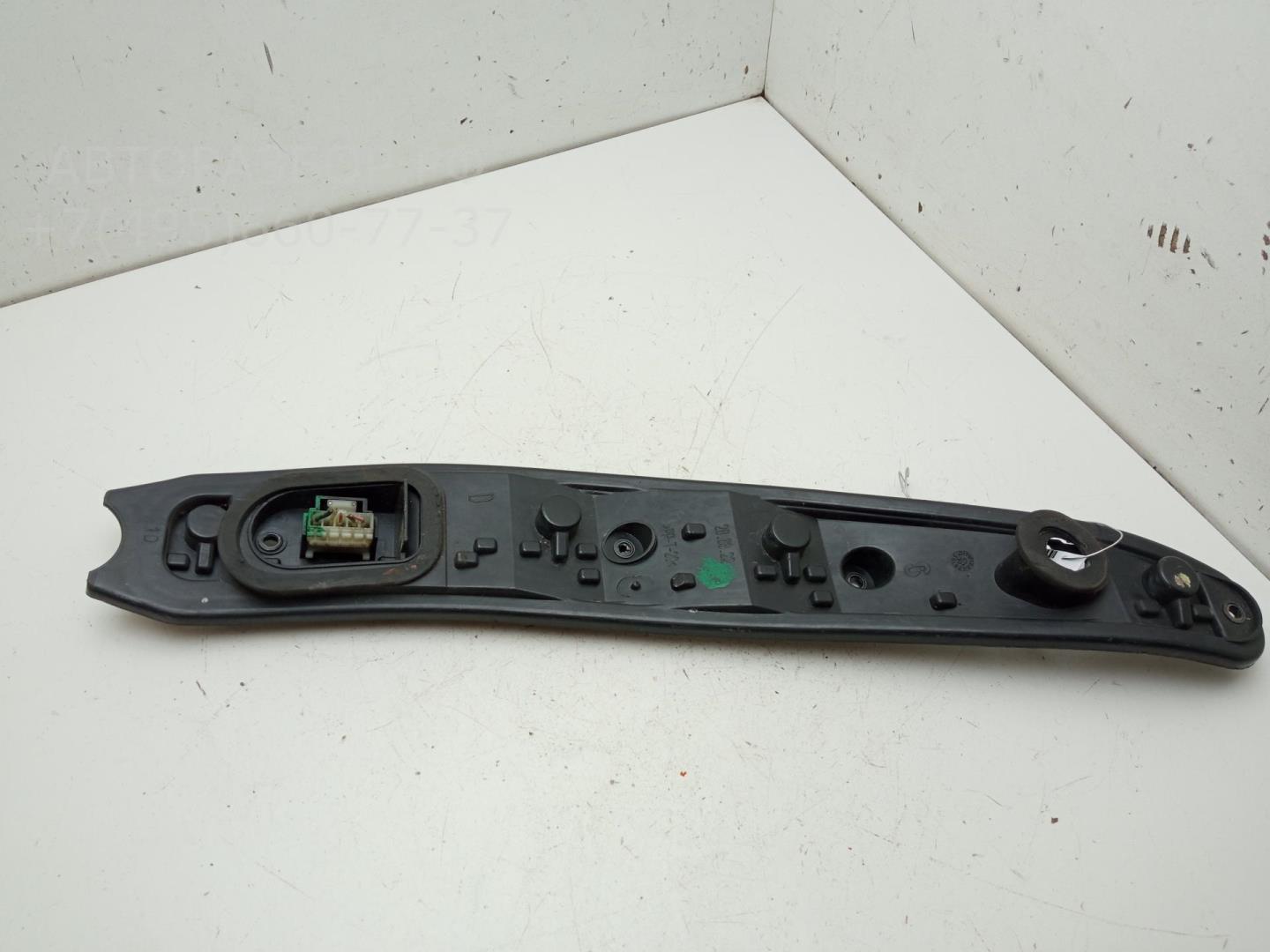 Плата заднего фонаря правого