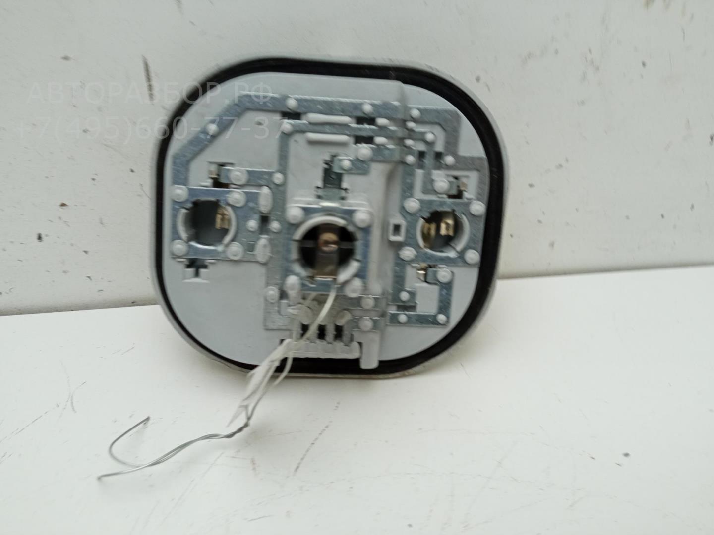 Плата заднего фонаря правого