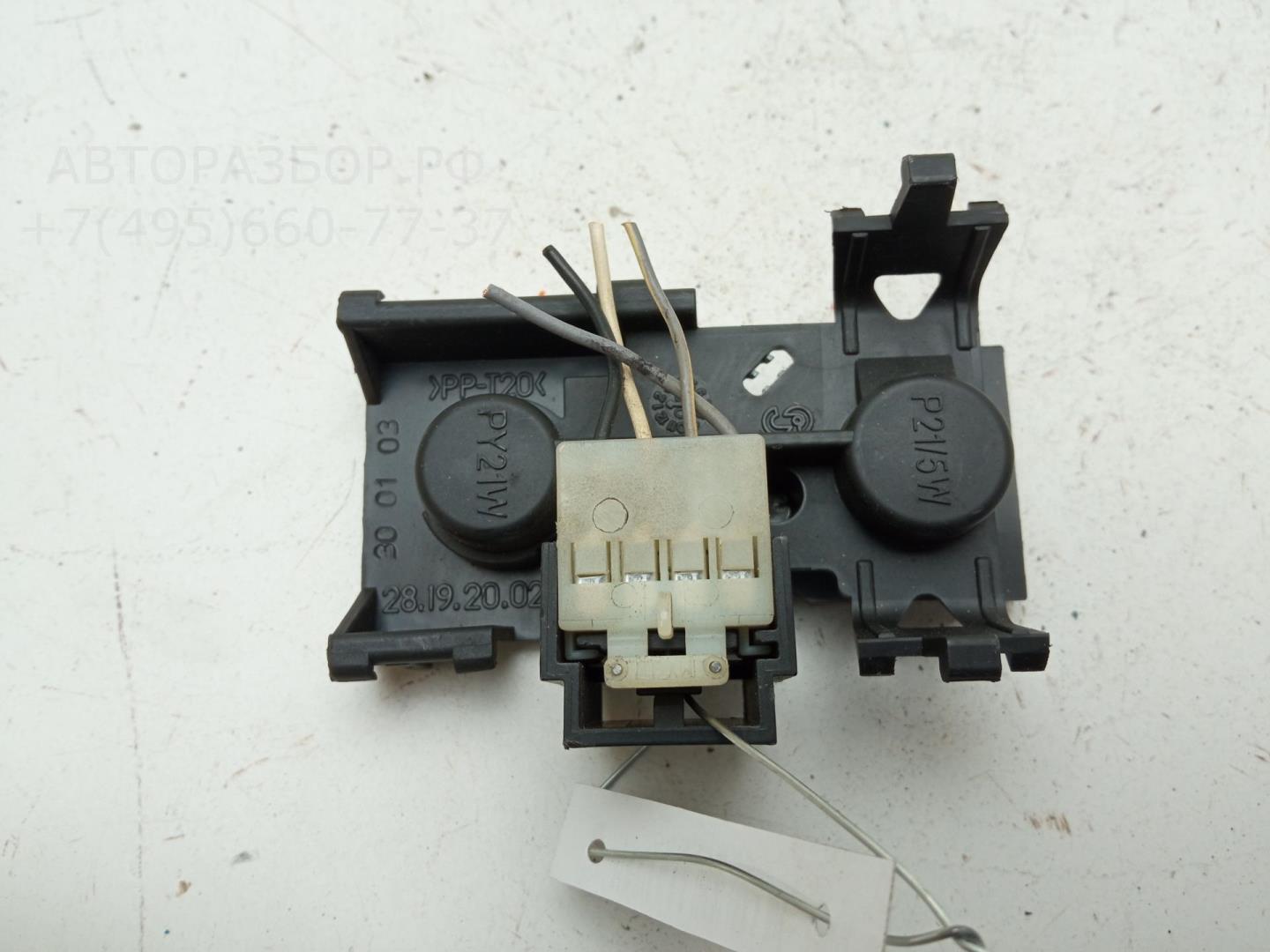 Плата заднего фонаря правого