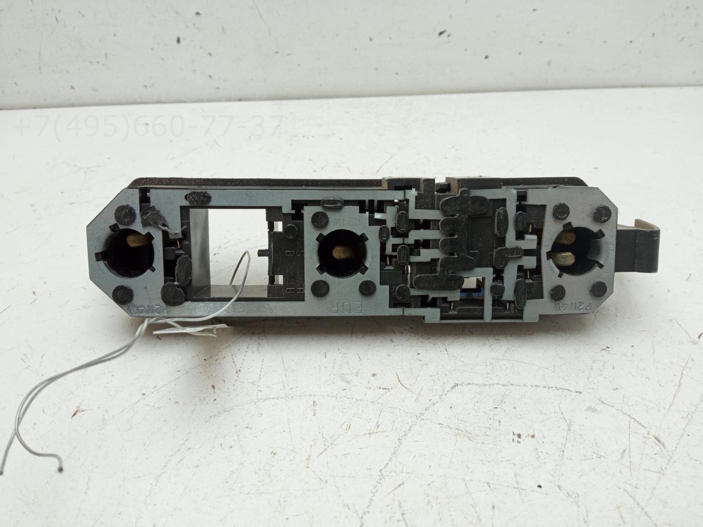 Плата заднего фонаря левого