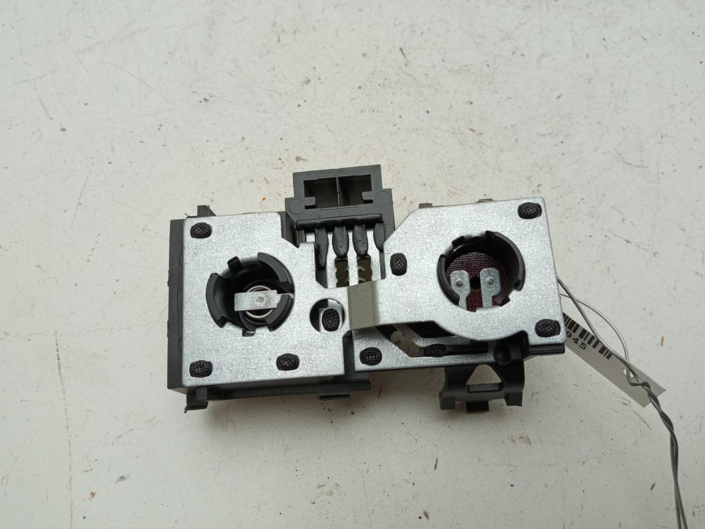 Плата заднего фонаря правого