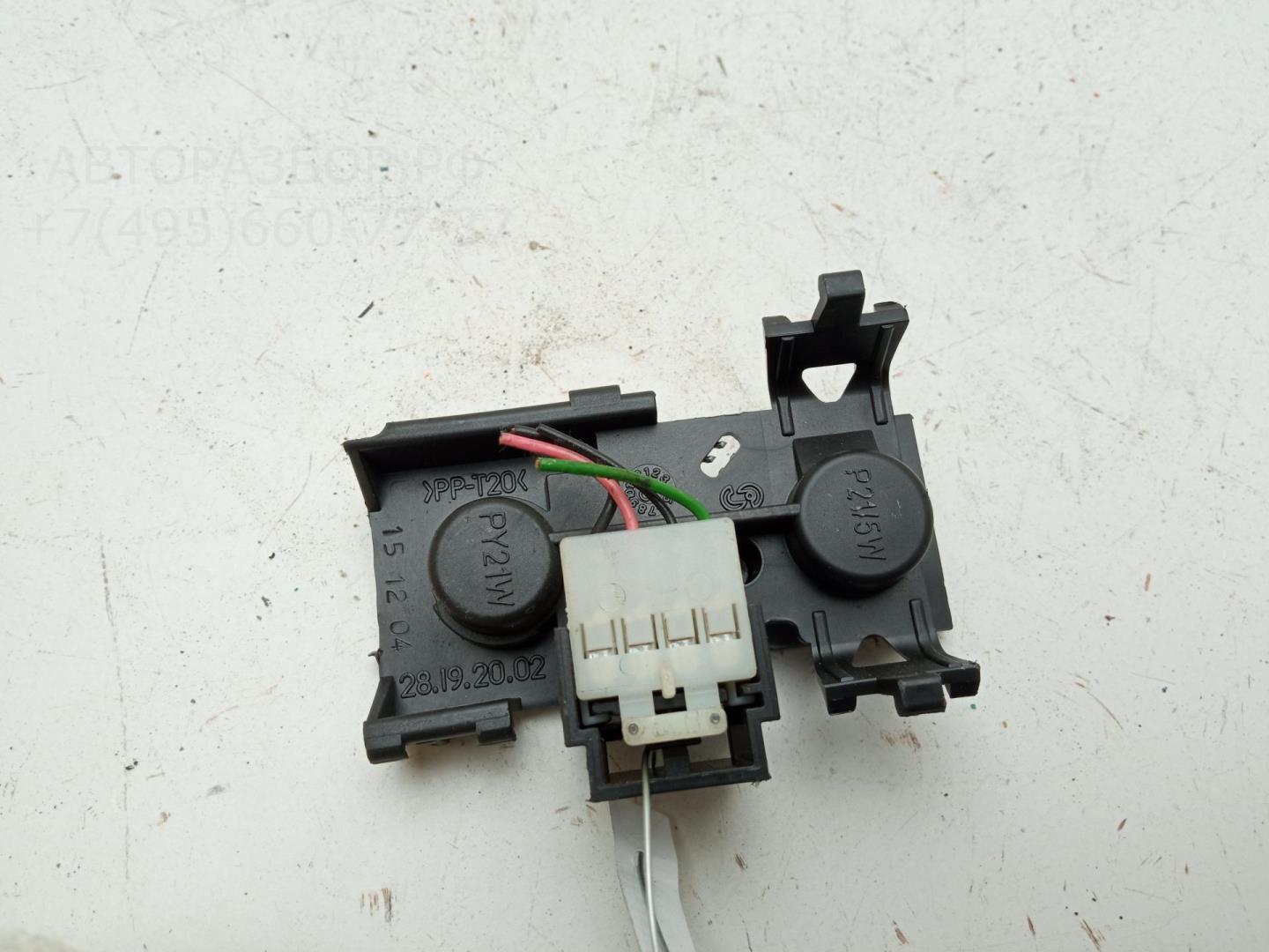 Плата заднего фонаря левого