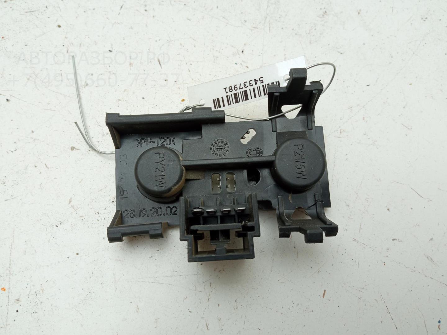 Плата заднего фонаря левого