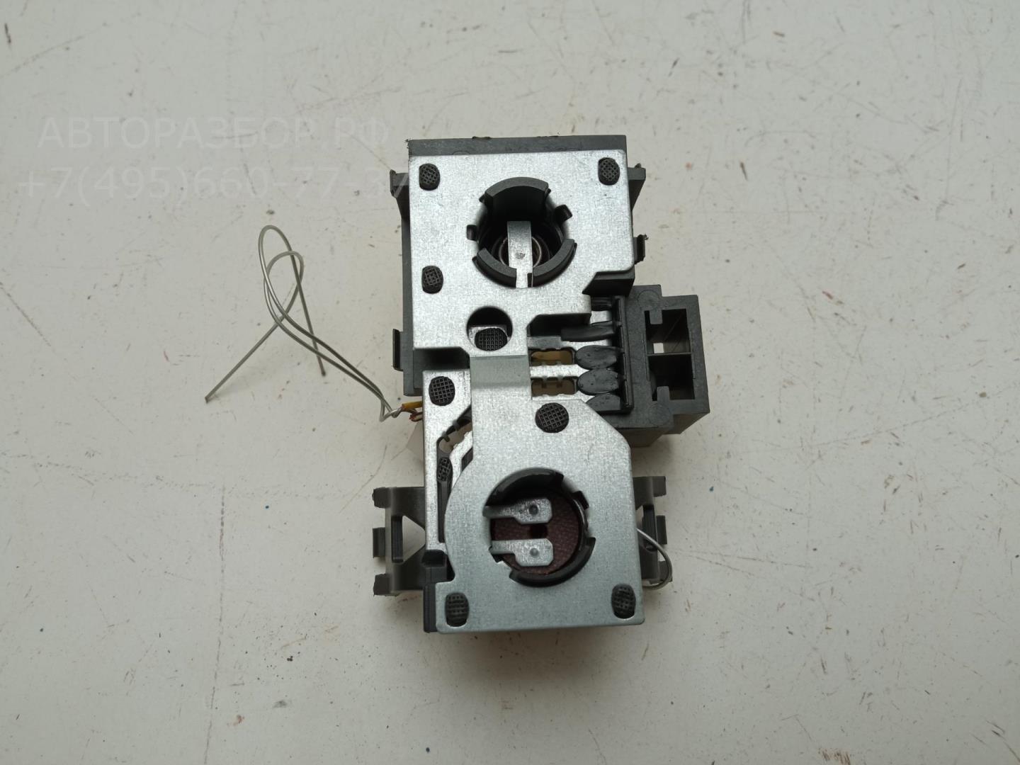 Плата заднего фонаря правого