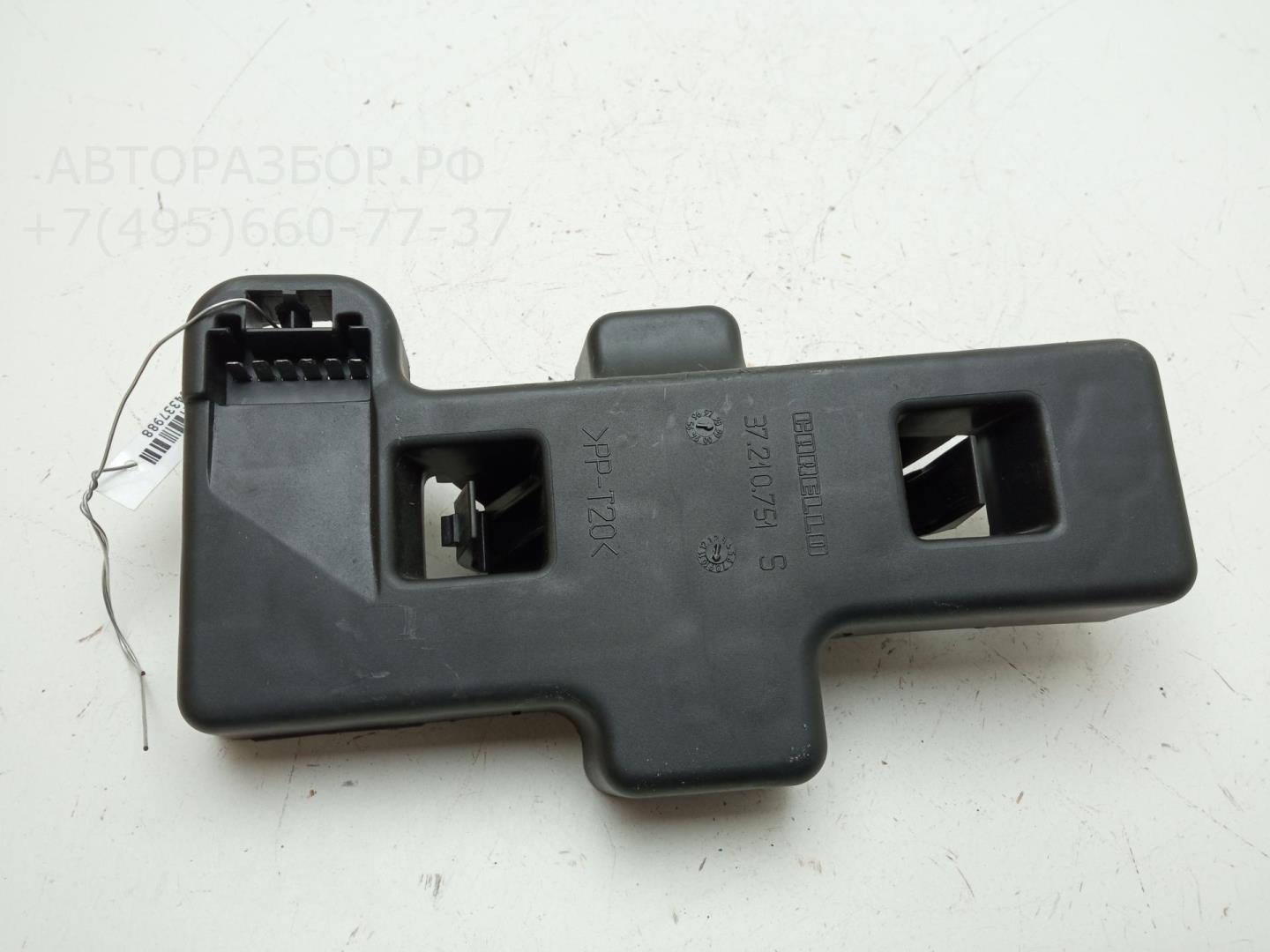 Плата заднего фонаря левого