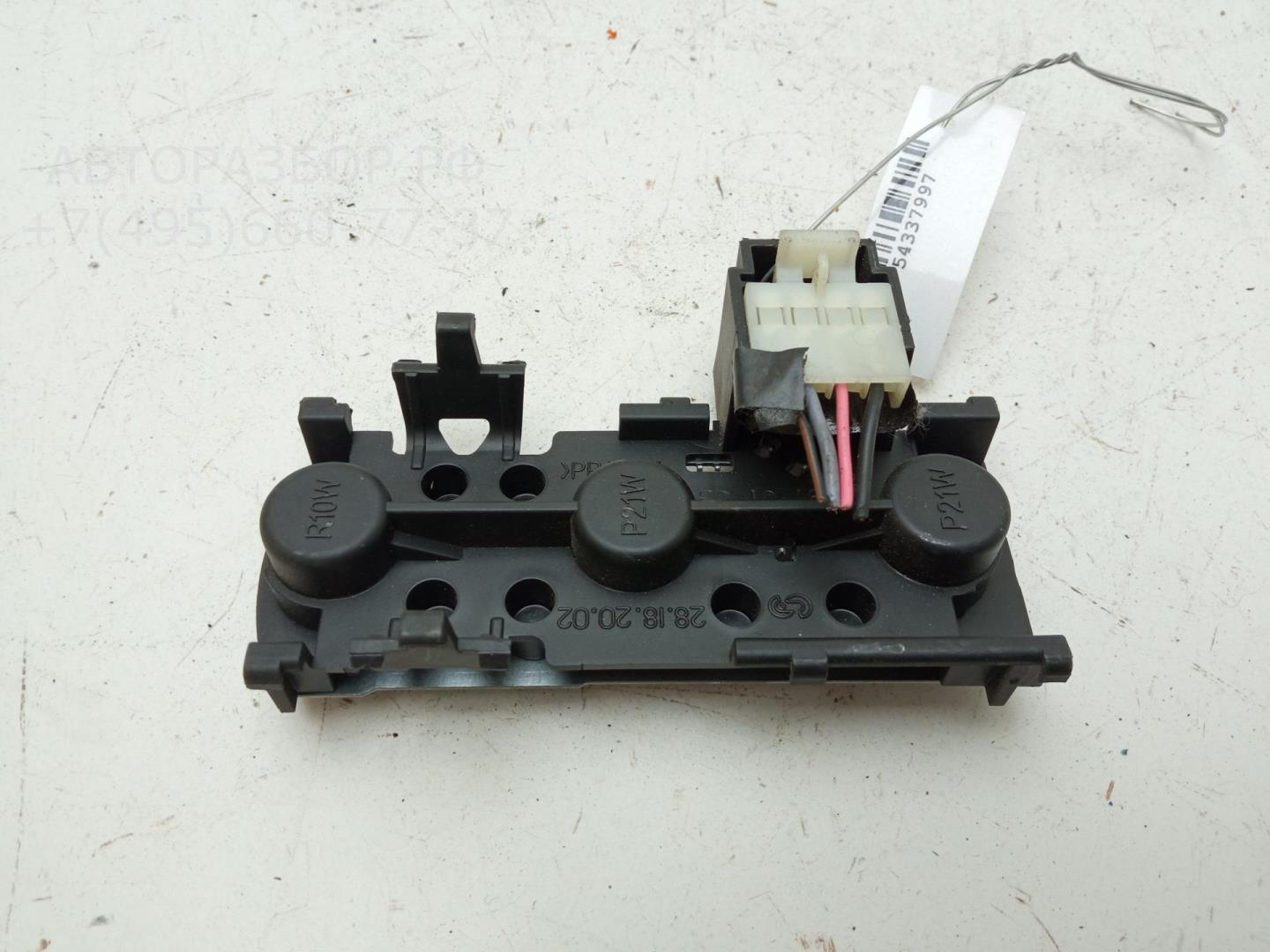 Плата заднего фонаря левого