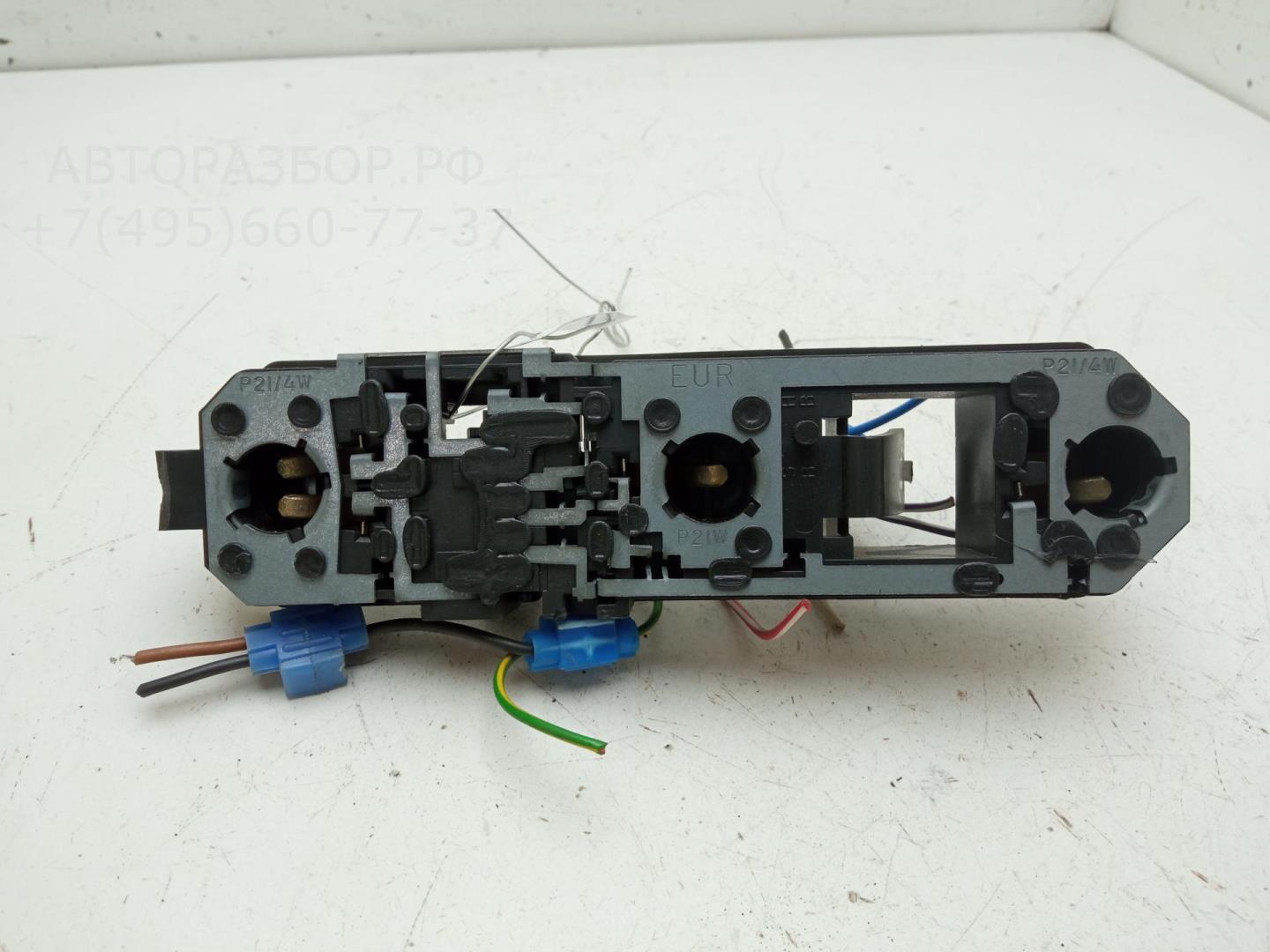 Плата заднего фонаря левого