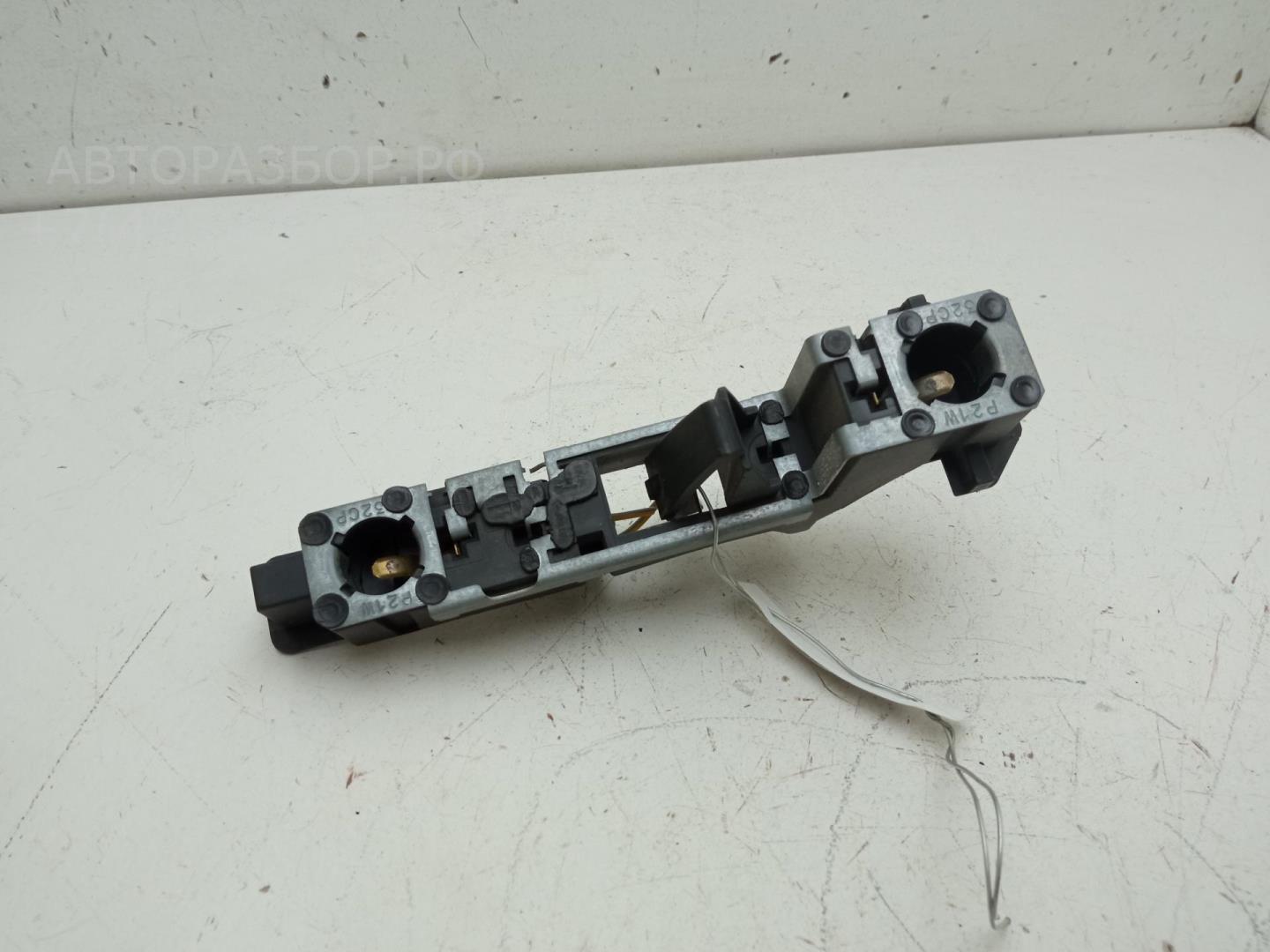 Плата заднего фонаря левого