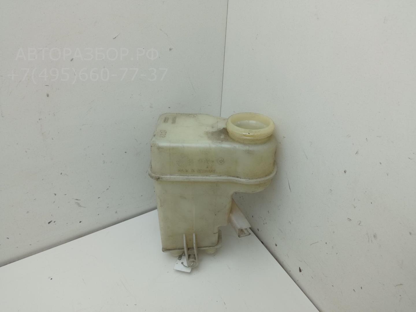 Бачок главного тормозного цилиндра