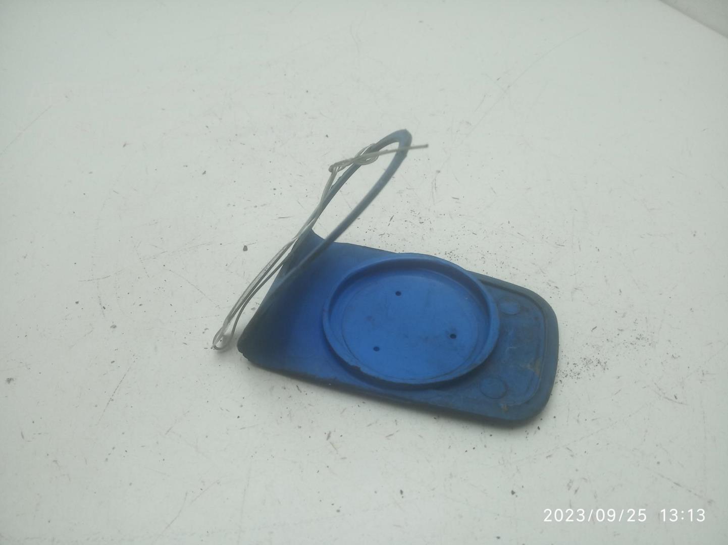 Крышка бачка омывателя