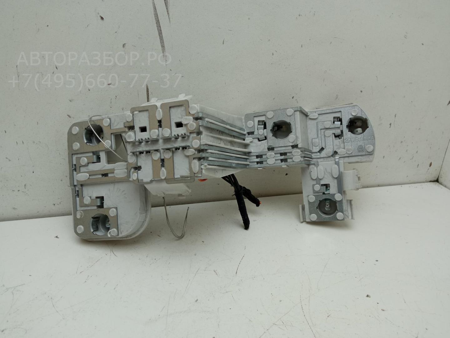 Плата заднего фонаря правого