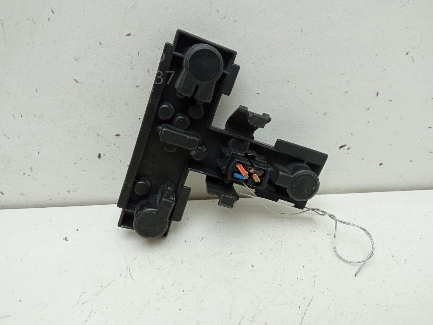 Плата заднего фонаря правого