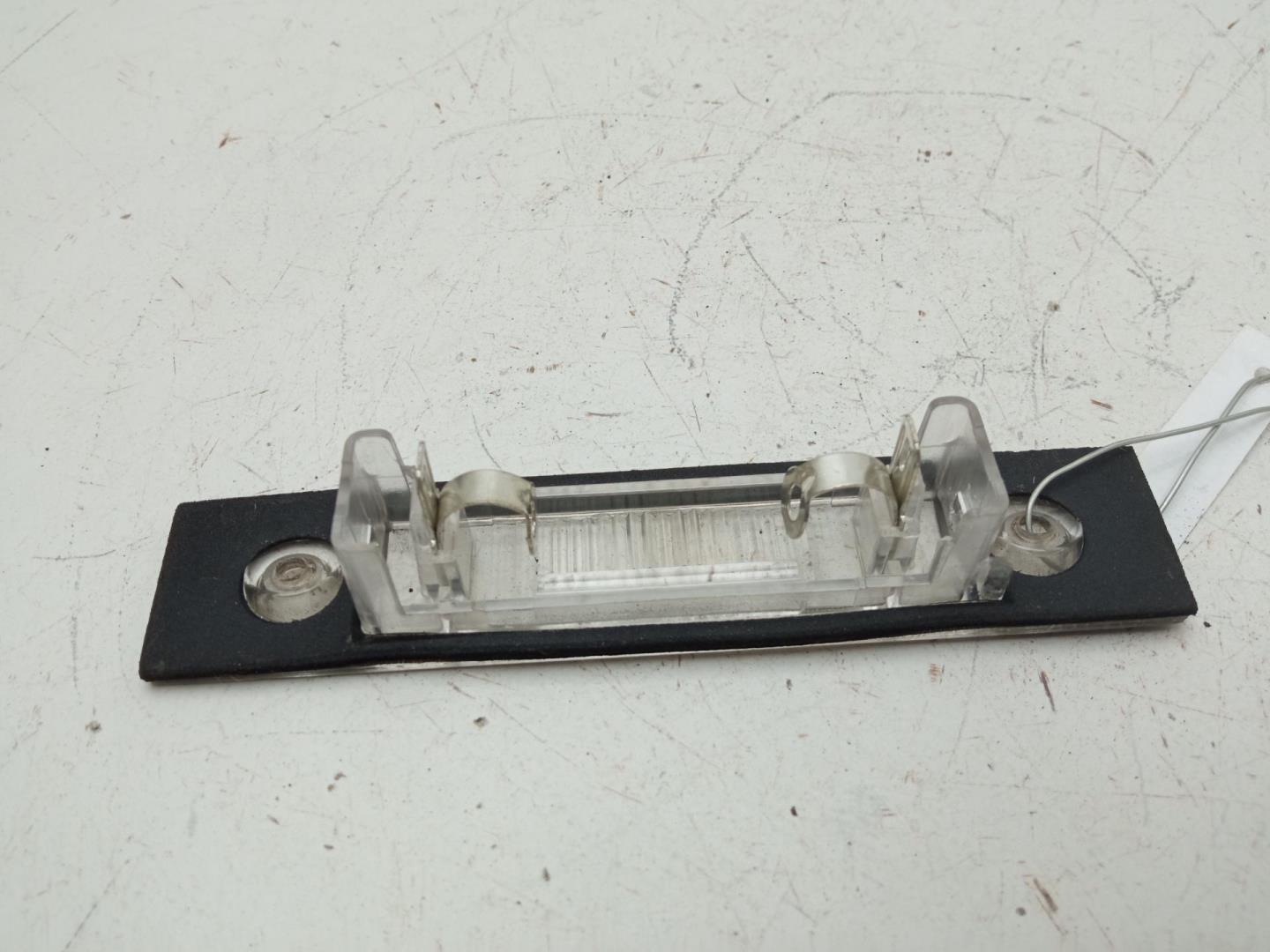 Фонарь подсветки номера