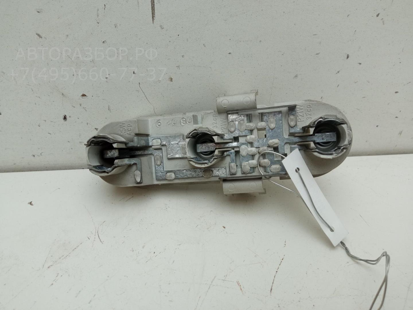 Плата заднего фонаря правого