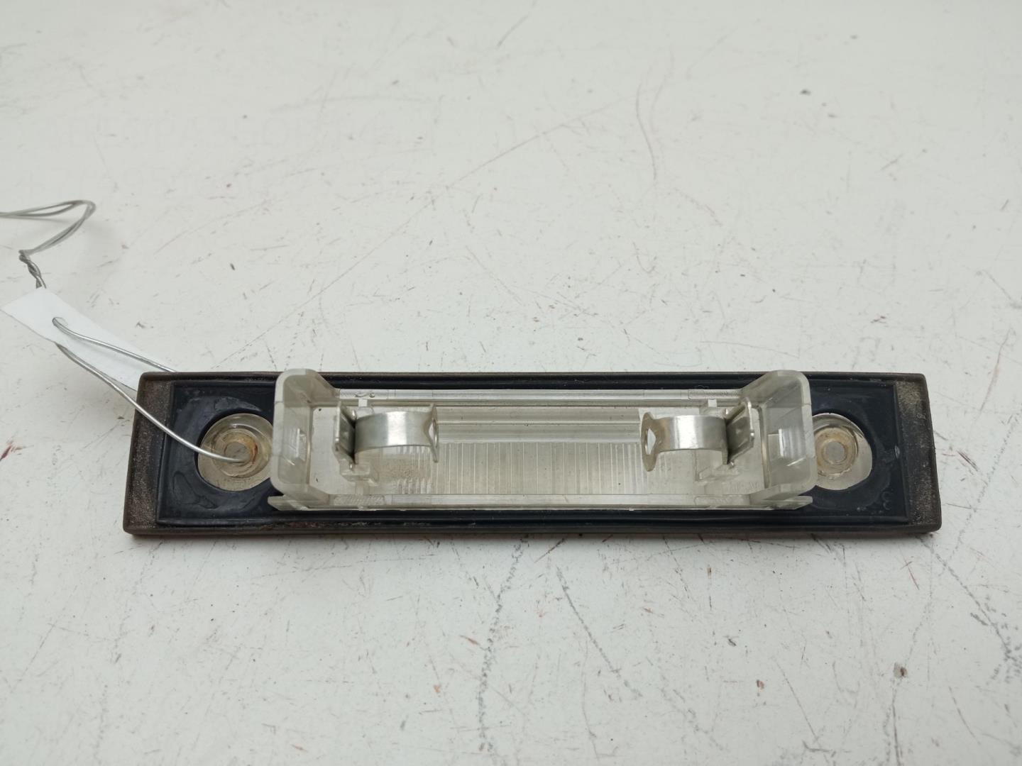 Фонарь подсветки номера