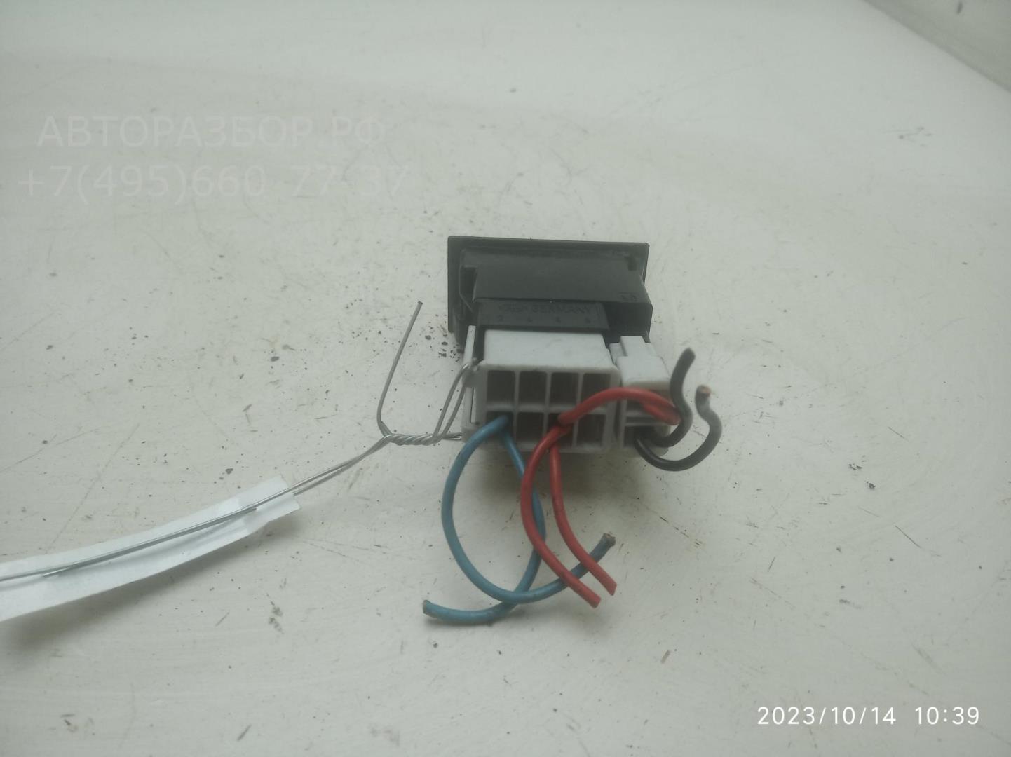 Переключатель света фар