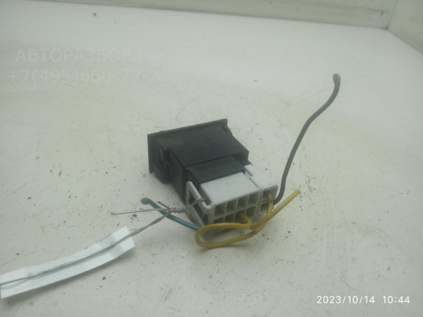 Переключатель света фар