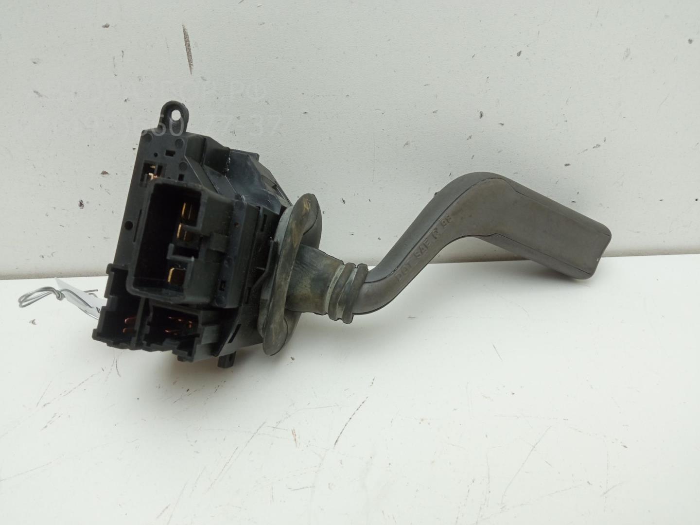 Переключатель поворотов подрулевой