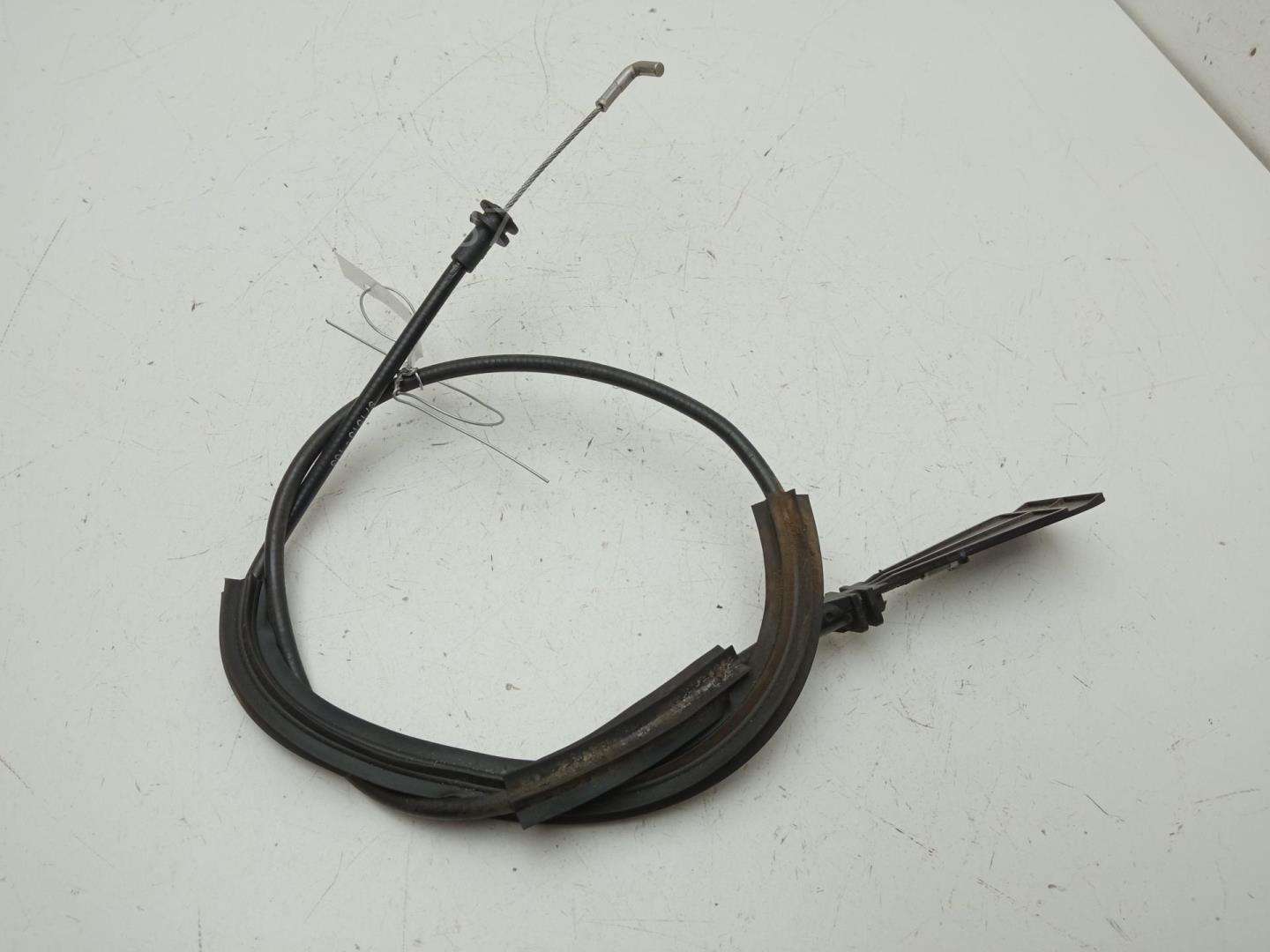 Трос открывания двери