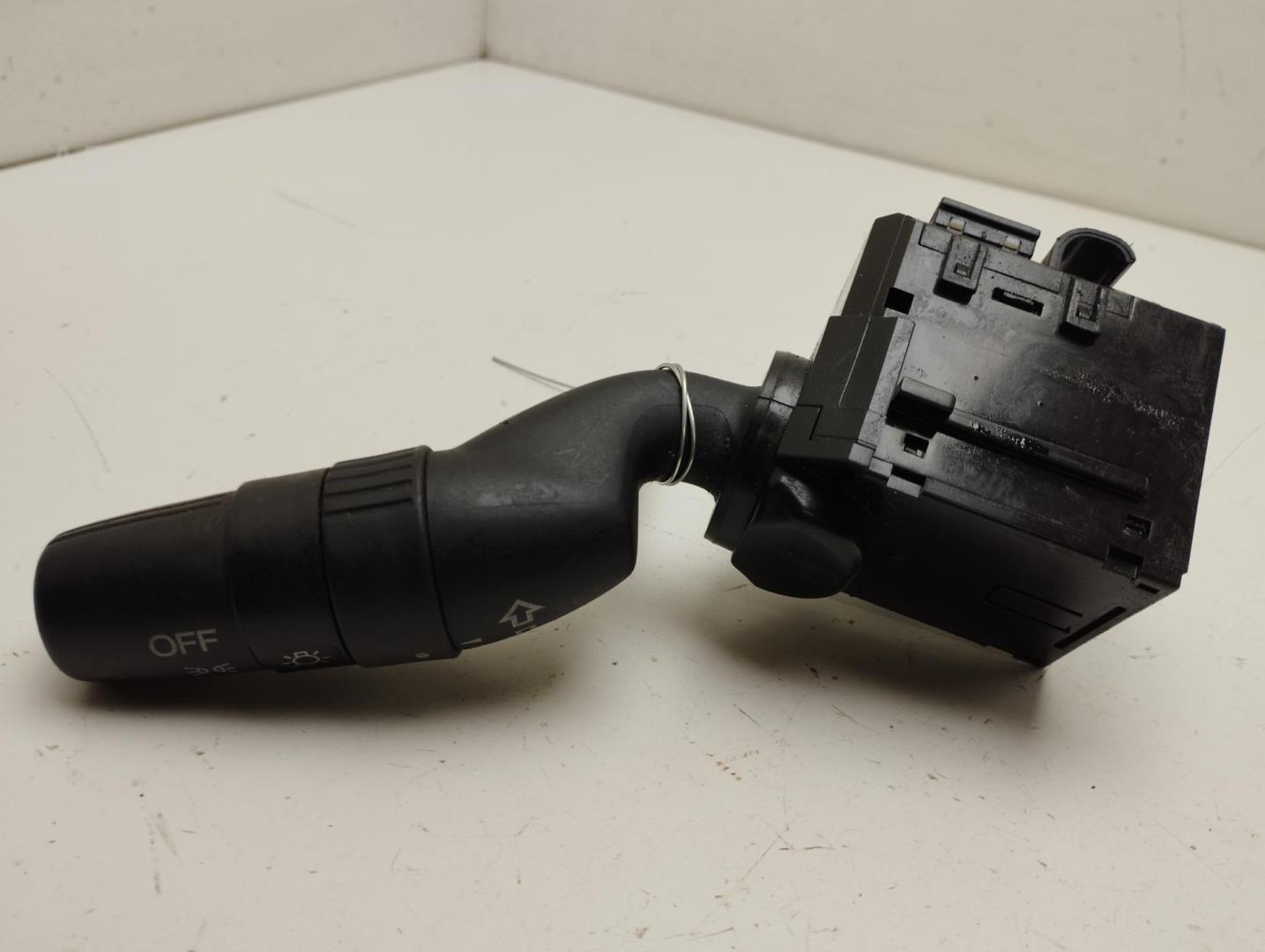 Переключатель поворотов подрулевой