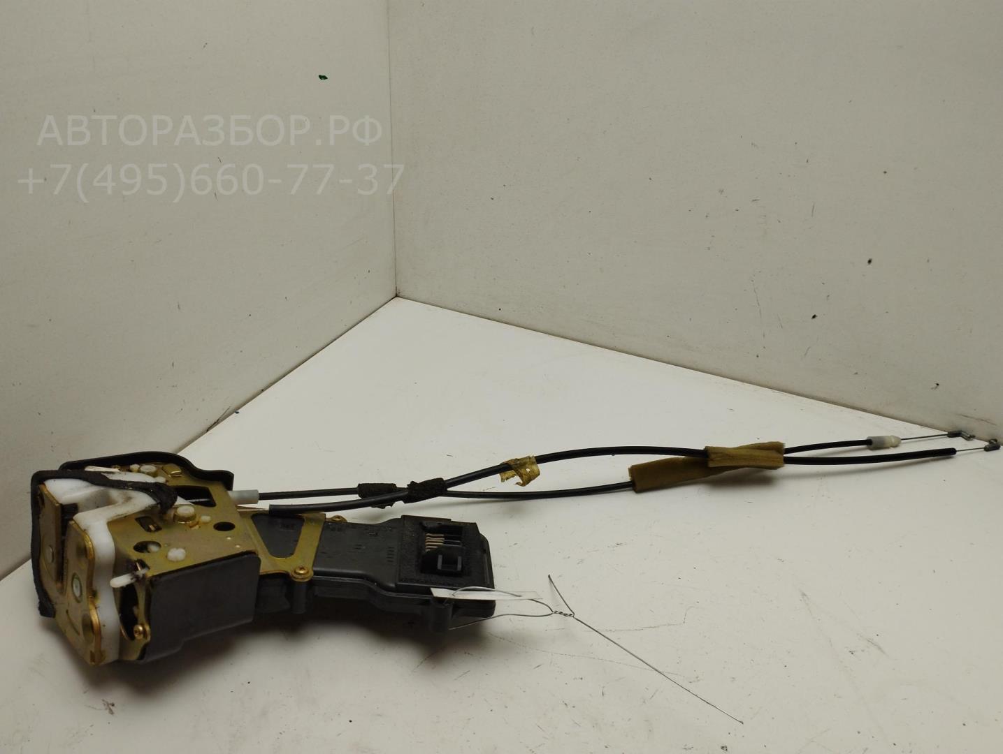 Замок двери задней левой