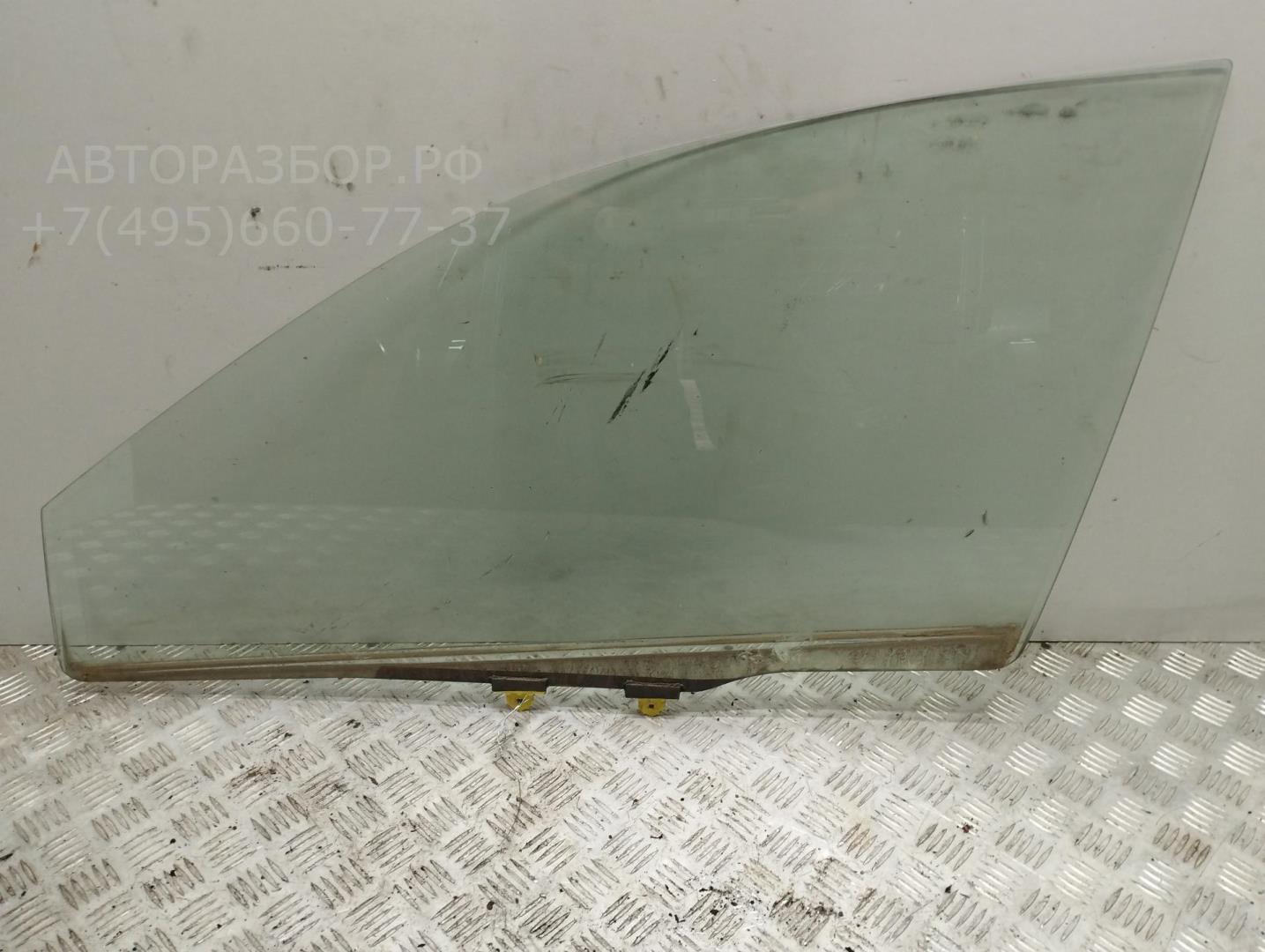 Стекло двери передней левой