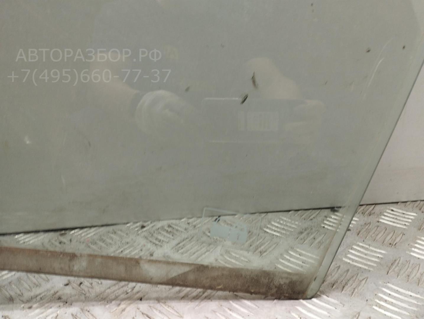 Стекло двери передней левой