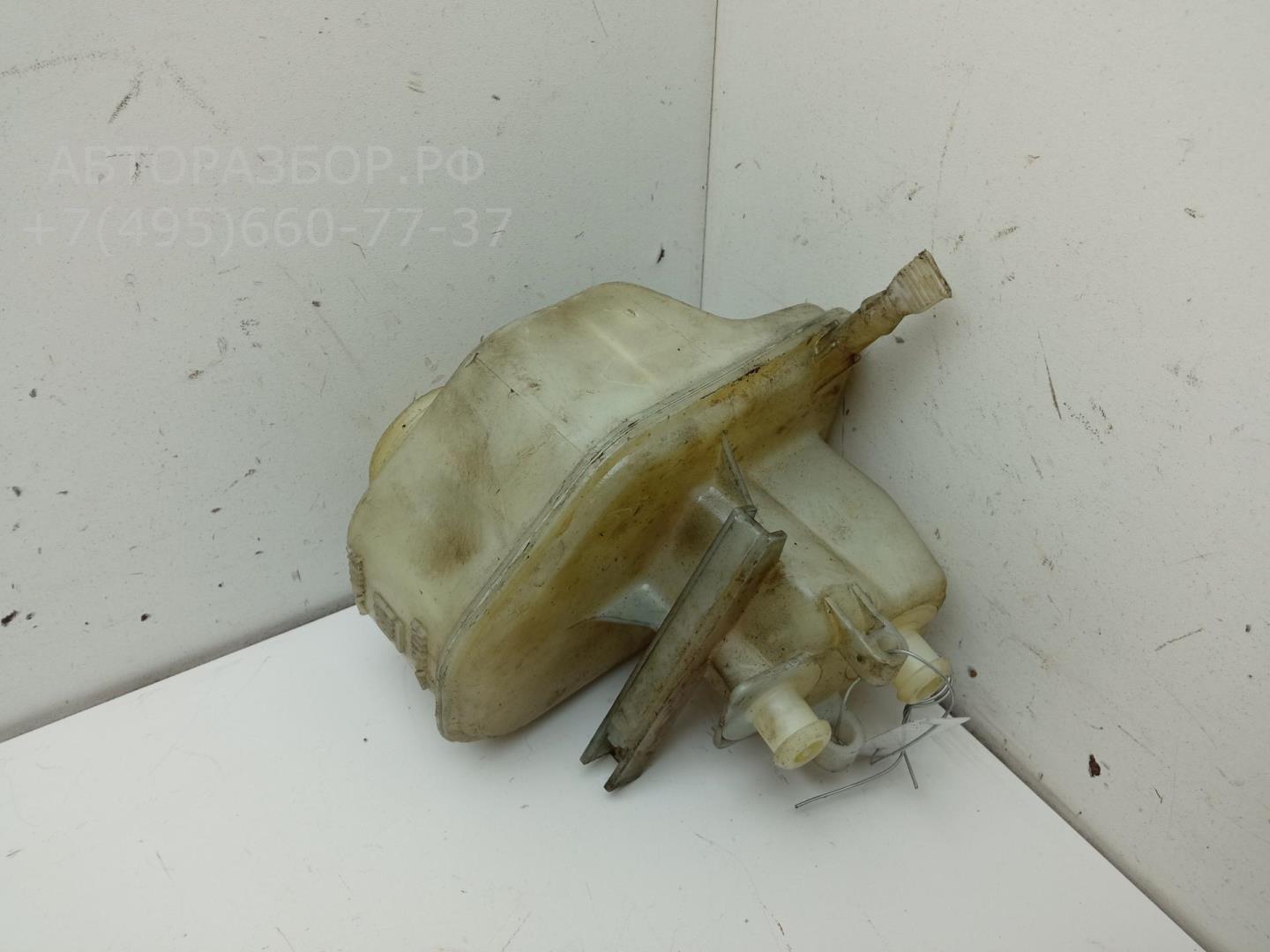 Бачок главного тормозного цилиндра