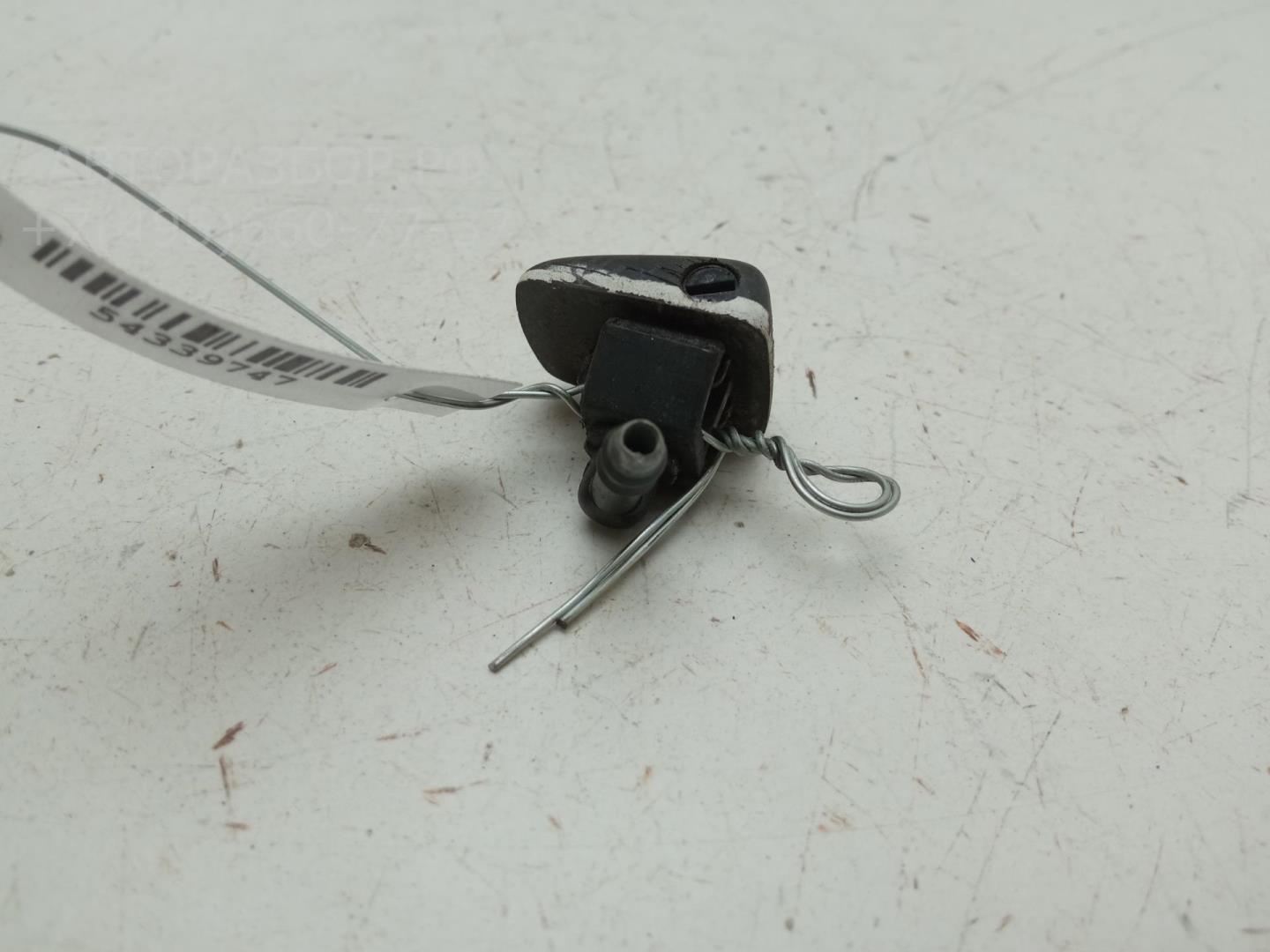 Форсунка омывателя лобового стекла