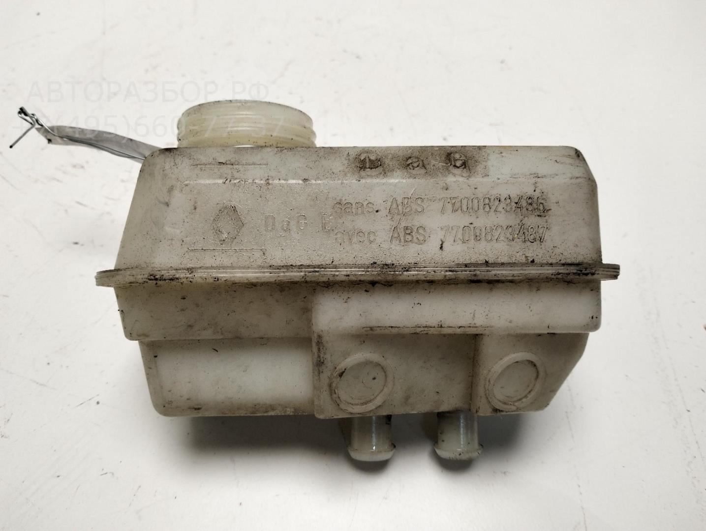 Бачок главного тормозного цилиндра